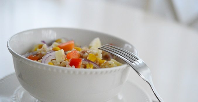 Salata de prez cu ton si legume